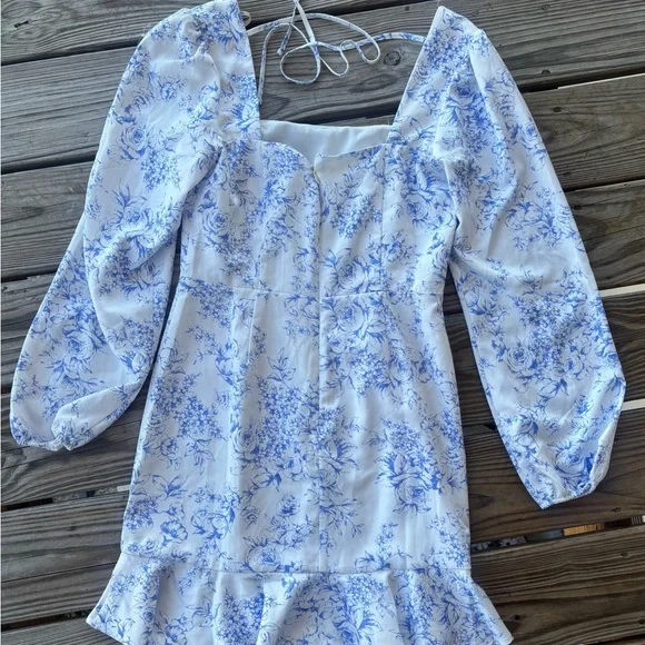Blue & White Floral Puff Sleeve Mini Dress | Cottagecore Coquette - Picture 3 of 5